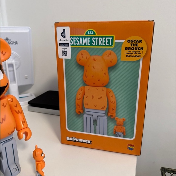 Bearbrick Oscar the Grouch orange 400% + 100% - Picture 8 of 10